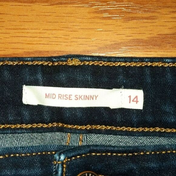 Levi's   Mid Rise Skinny Jeans  Sz 14 NWOT - Picture 3 of 6